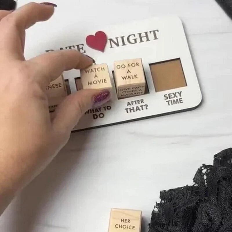 Date Night Dice After Dark Edition Juego de dados de madera para parejas divertidas